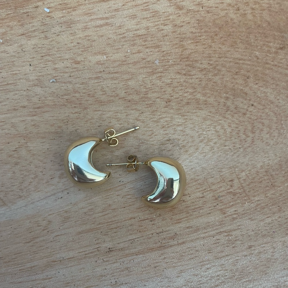 Gold Crescent Moon Earrings